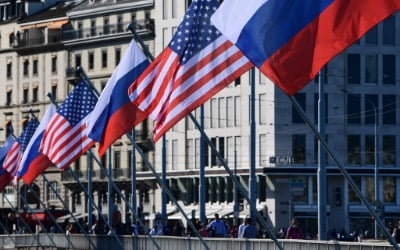 중국 기업 퇴출되자…러시아 기업들, 줄줄이 뉴욕 상장