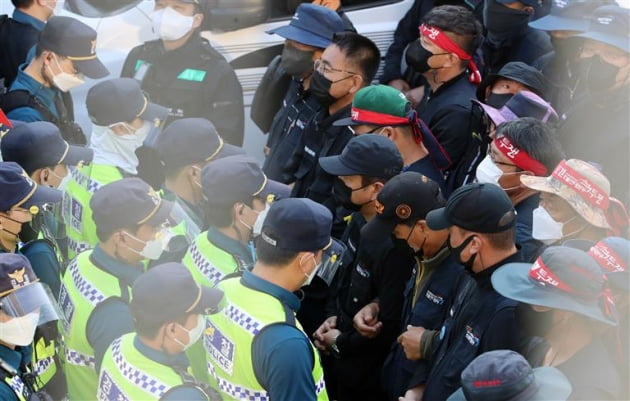 '크림빵' 간식 때문에…현대차 울산공장 발칵 뒤집힌 사연 [김일규의 네 바퀴]