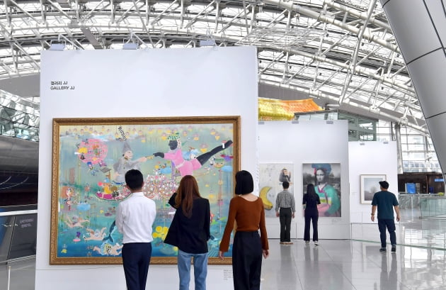 인천공항, 한국국제아트페어 특별전