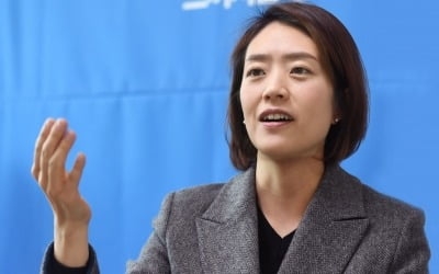 고민정 "윤석열, 국가망신 시키지 말아야 하는데…"