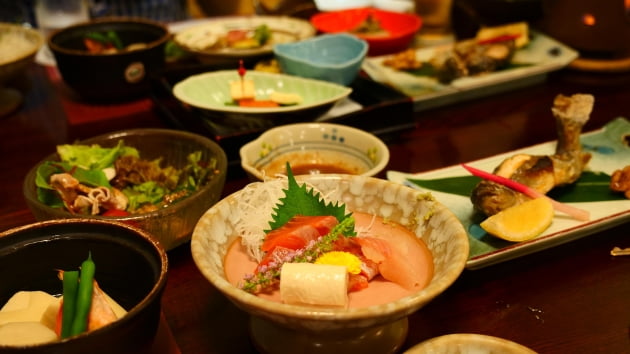 술을 즐기기 위한 "가이세키 요리(会席料理)" / JAPAN NOW
