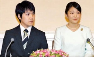 日王 조카 마코공주, 일반인 남친과 연내 결혼