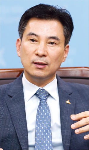 "그린뉴딜로 연간 43만t 탄소 저감…일자리 10만개 창출 효과 기대"