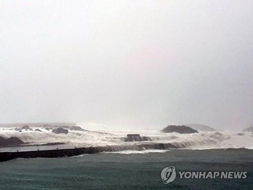 가거도 방파제사업 부실감리·수뢰…감리단장 1심 실형