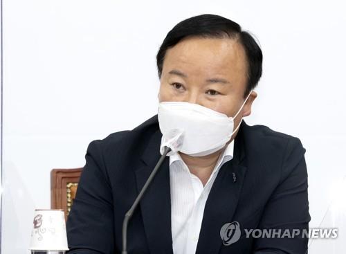 '특활비 여론조사 무죄' 김재원에 형사보상금 577만원