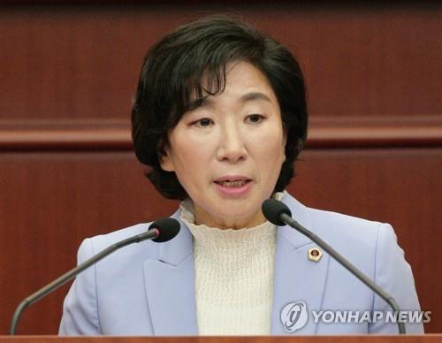 "전북 학교도서관 전문인력 배치율 13.5%…사립학교는 3명뿐"