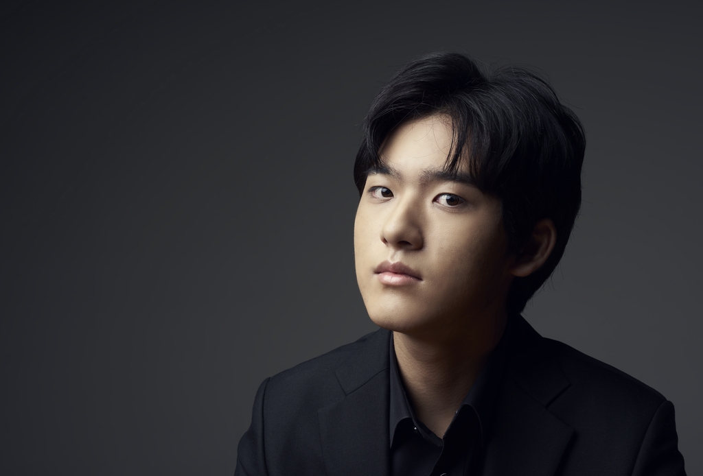 리스트 '초절기교 전곡' 임윤찬 "기적 만들란 말에 힘 얻었어요"