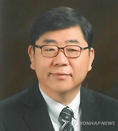 검찰, '조례 제정 청탁' 이상동 광주시체육회장에 징역 3년 구형