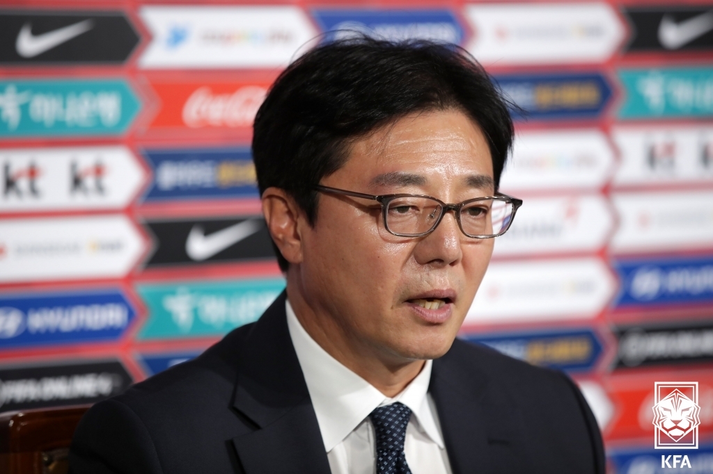 U-23 대표팀 맡은 황선홍 "A대표 감독 되기 위한 검증 받겠다"