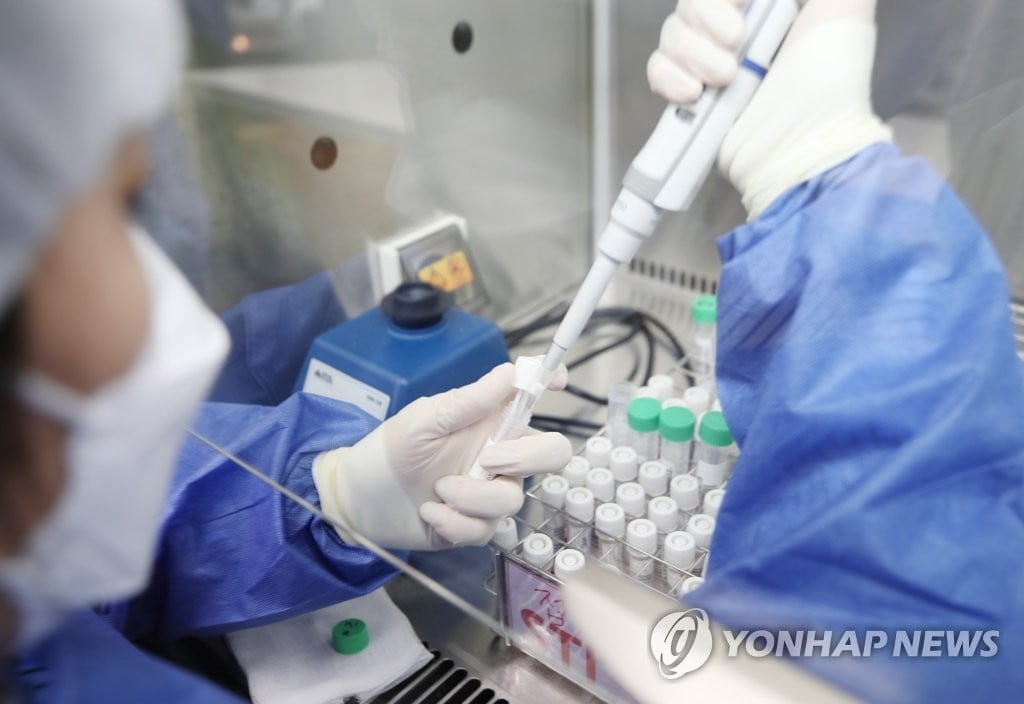 "위드코로나·경구용 치료제, 진단키트 수요 늘린다"