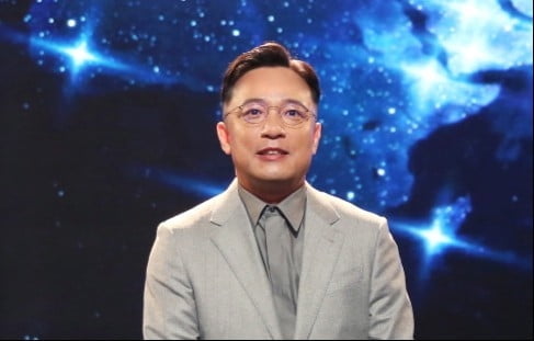 `위기의 남자` 택진이형..."낯설고 불편해도 바꾸겠다"
