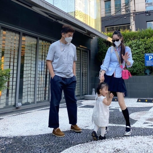 `김수미 며느리` 서효림, 추석맞이 행복한 가족사진