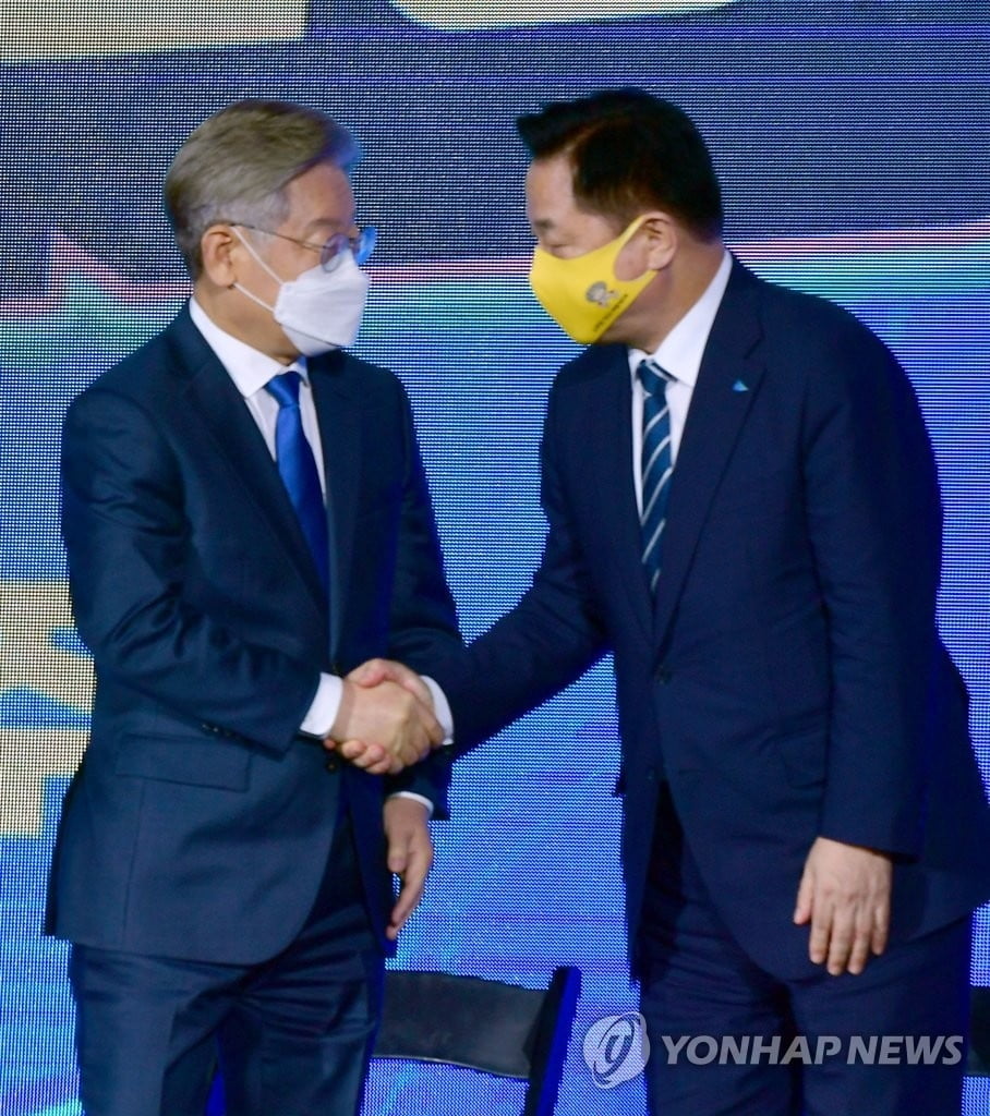 김두관 "개혁 적임자는 이재명"…경선후보직 전격사퇴