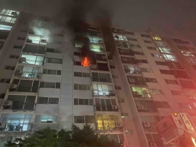 10세 어린이 혼자 있던 아파트서 화재...주민 20여명 대피
