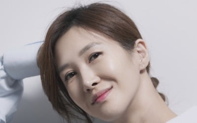 [공식] '엄태웅♥' 윤혜진, 조승우 소속사와 전속계약 체결