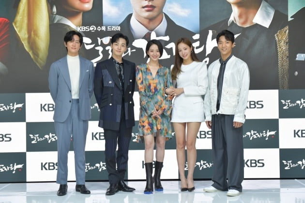 배우 권율(왼쪽부터), 김민재, 박규영, 연우, 황희./사진제공=KBS2 '달리와 감자탕'