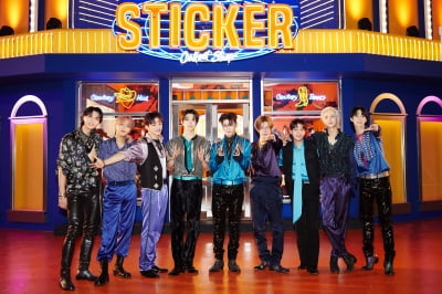 NCT 127, 'Sticker' 발매 일주일 만에 215만 장 팔았다…'더블 밀리언셀러' 등극