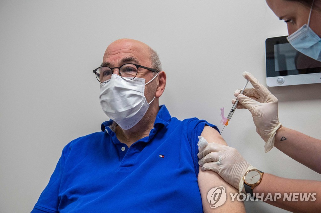 미국, 부스터샷 결정 임박…안팎에서 '필요없다' 논란 지속