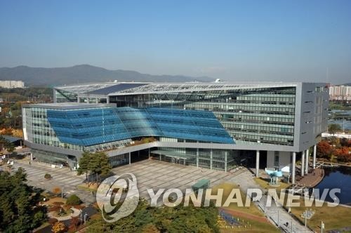 '제2 대장동 논란' 백현마이스사업…성남시의회 여당 단독처리