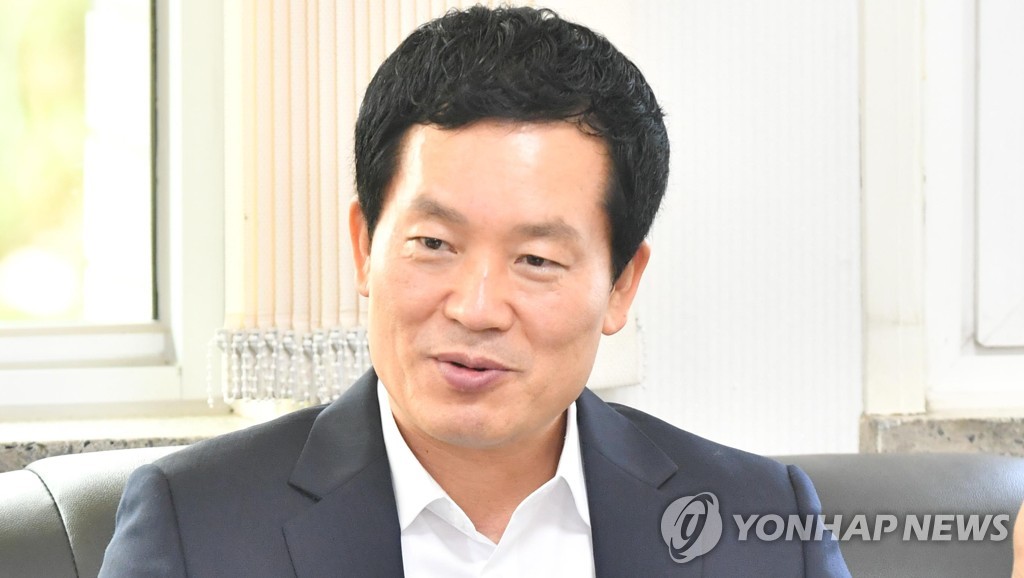 "자동차·이륜차 소음 허용 기준 낮추자" 구청장이 국민청원