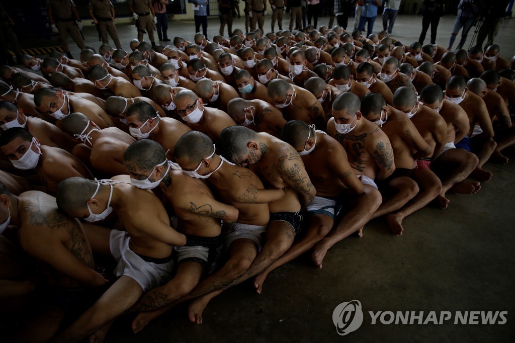 "나는 독재자다"…거침없는 40세 대통령 엘살바도르 부켈레