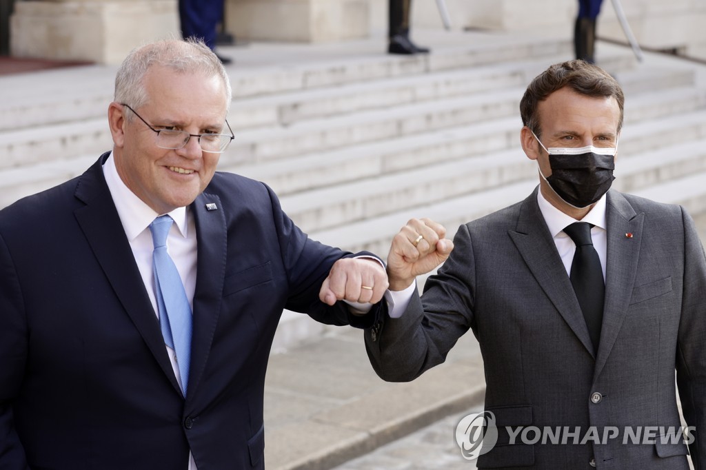 "미·영·호주, 6월 G7서 오커스 극비논의…마크롱만 몰라"