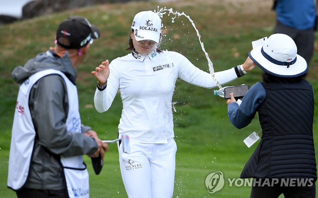 올림픽 후 첫 대회 바로 우승 고진영 "한국서 연습한 효과 봤다"