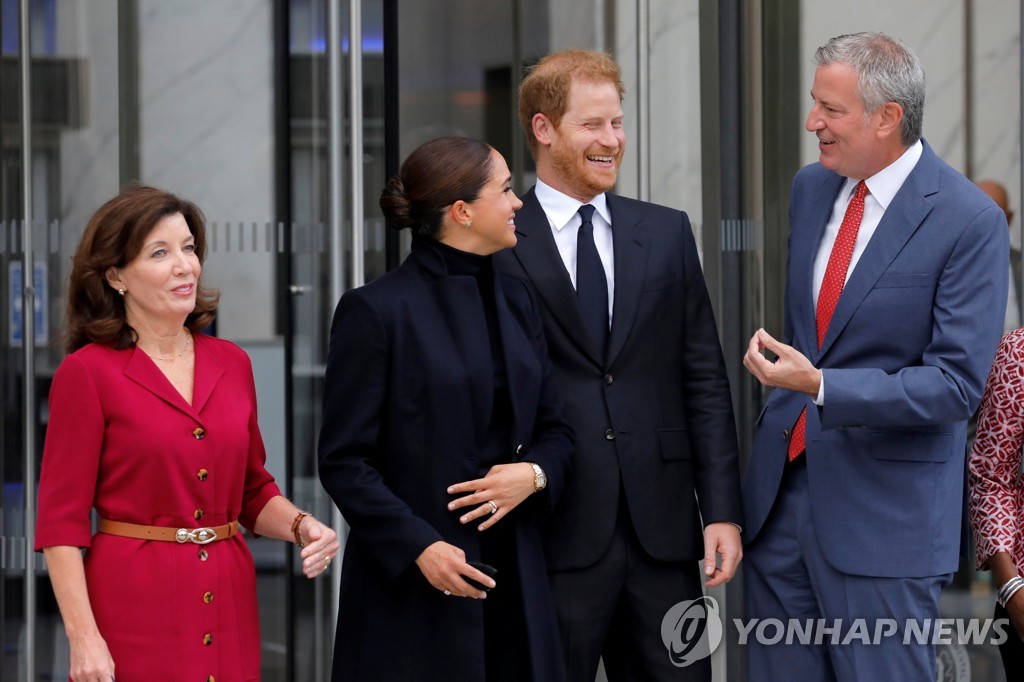 해리 왕자 부부 뉴욕 등장…딸 출산 후 첫 공개 행보