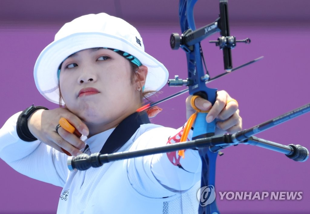 한국 양궁, 세계선수권 단체 전종목 결승행…'깻잎 한장 승부'