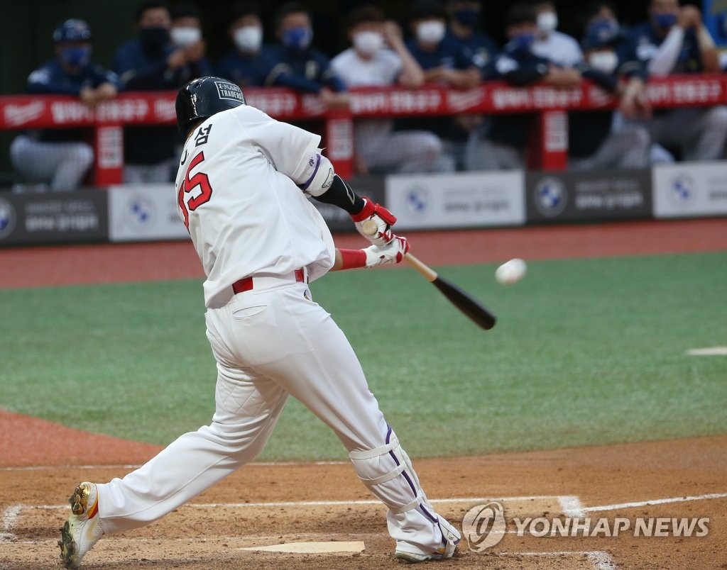 SSG의 무서운 대포쇼…8월 이후 팀 홈런, 2위보다 2배 많다