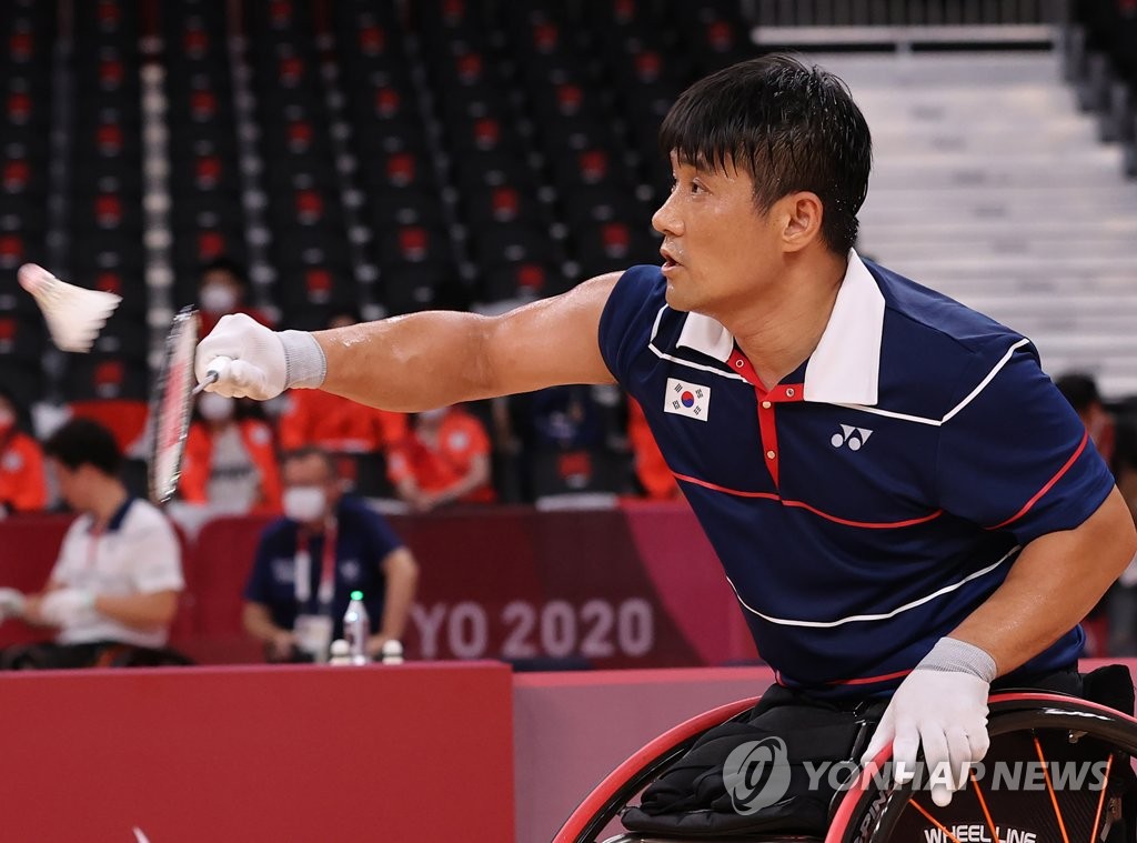 -패럴림픽- 배드민턴 김정준, 패럴림픽 첫 단식 은메달…김경훈 4위