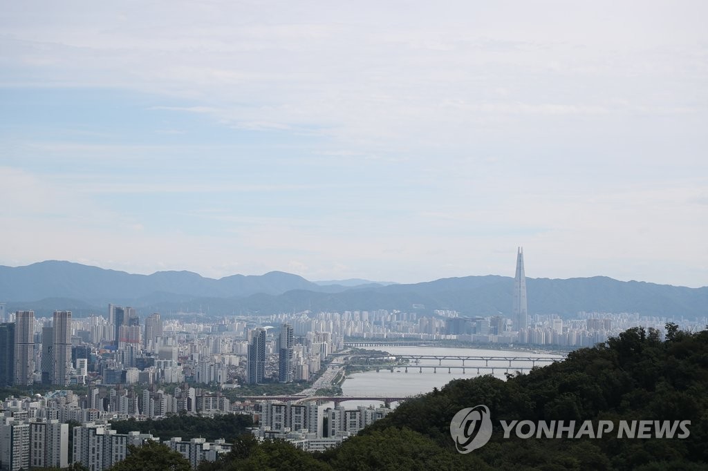 [내일날씨] 흐리다 오후부터 맑아져…낮 최고 30도