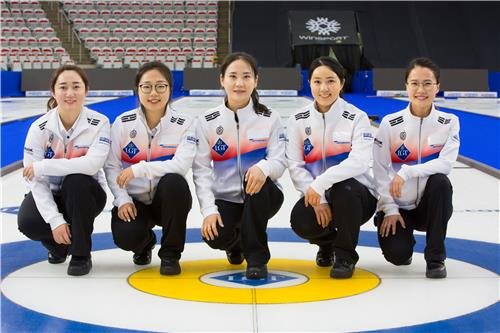 여자컬링 '팀킴', 시즌 첫 국제대회서 7전 전승 우승