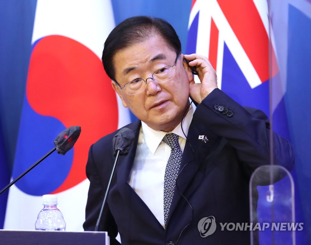 중국 관영매체 사설로 정의용 발언 지지…"한국은 균형외교"