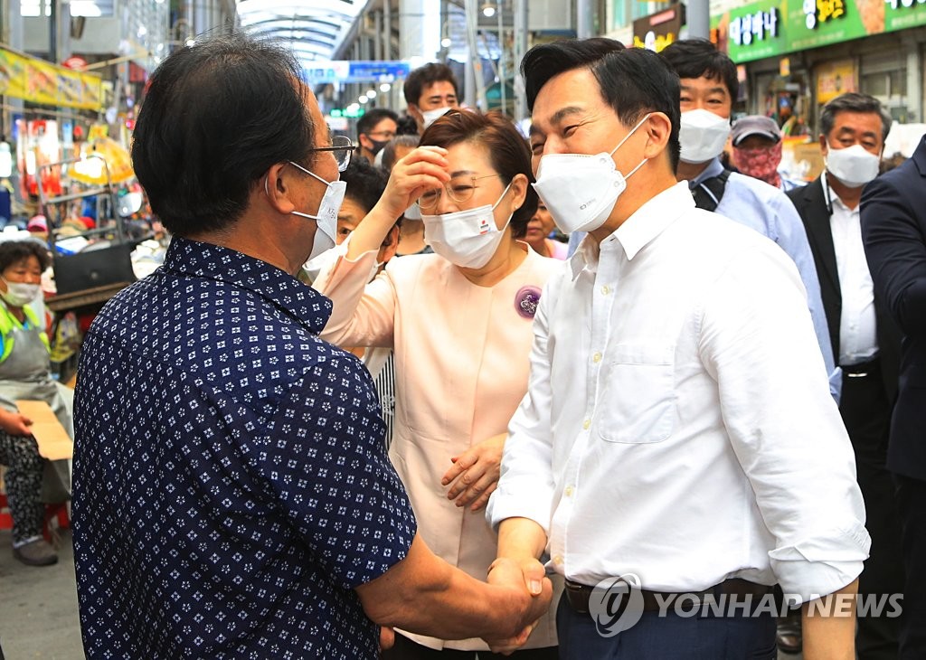 추석 민심 훑은 野주자들, 당심으로 승부건다