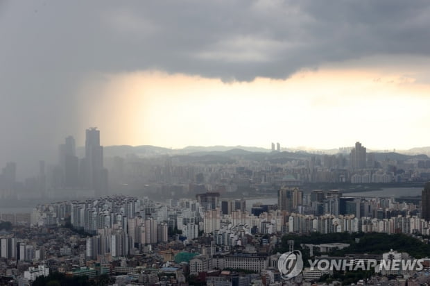 "집값, 정말 무섭게 오른다"…무주택 서민·정부 시름 깊어