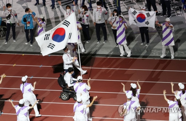 연대와 희망 외친 도쿄 패럴림픽 13일 열전 마치고 폐막