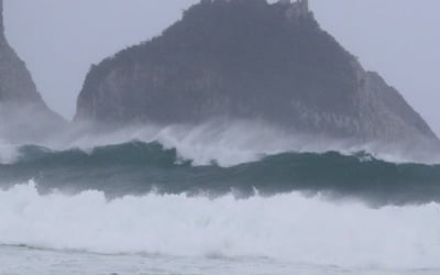 "가을 태풍이 더 무섭다"…찬투 북상에 제주 긴장 고조