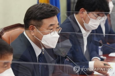 與 "세무업무 입법공백 심각…세무사법 조속 처리해야"