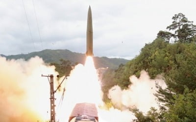 북한, 열차서 미사일 발사 첫 공개…기습공격·다량운송 장점