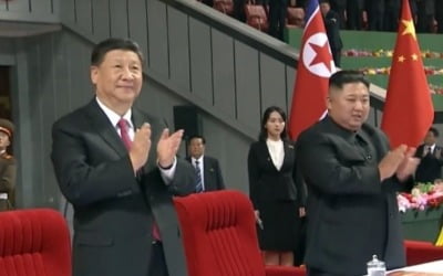 김정은, 시진핑에 축전…"북중친선, 동지로서 끊임없이 발전"