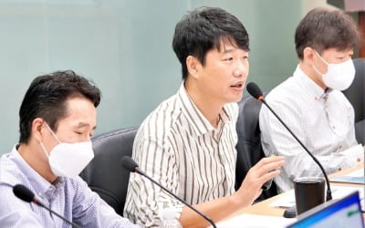 '채시라 남편' 김태욱 대표, 코스닥 상장 후 사업 계획이… [마켓인사이트]