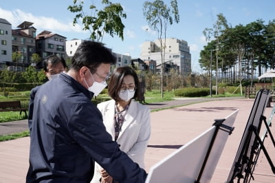 은수미 성남시장이 최근 수질개선 민원이 제기된 '수정구 창곡천을 현장방문' 빠른 조치를 당부