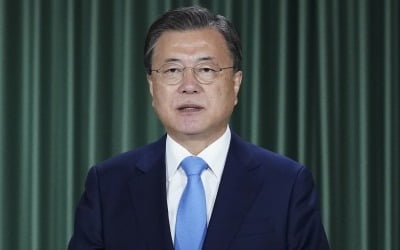 '대장동 악재' 직격탄?…文대통령 지지율 30%대로 하락