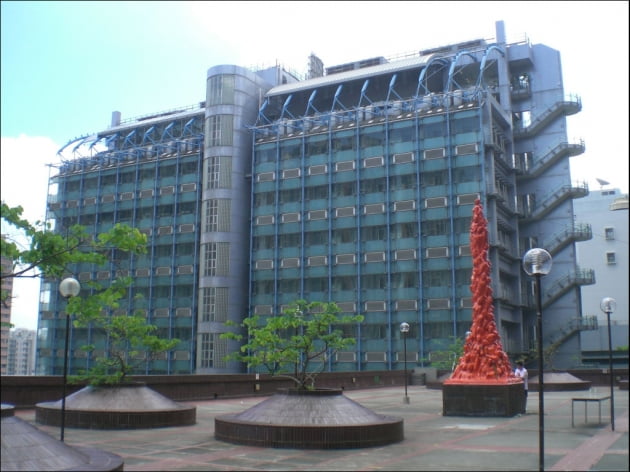 사라질 위기에 처한 홍콩대 캠퍼스에 설치된 '수치의 기둥' /위키피디아 홈페이지 캡처