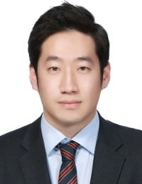 [애널리스트 칼럼] '압도적 1위' 애플, 메타버스 시장까지 잡는다