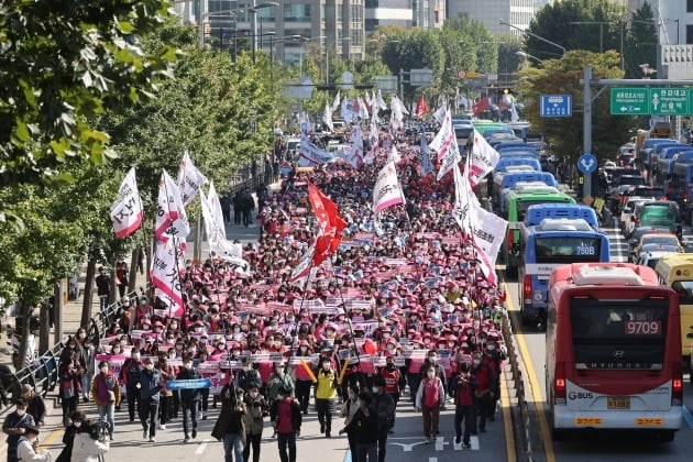 코로나19 재확산 우려에도…민주노총, 오늘 오후 2시 총파업