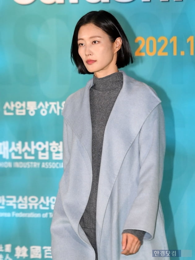 [포토] 이현이, '눈빛으로 압도하는 런웨이'