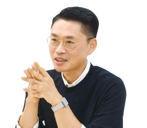 김근하 대표 "중견·중소 제조업의 생존…스마트 플랫폼에 달렸다"
