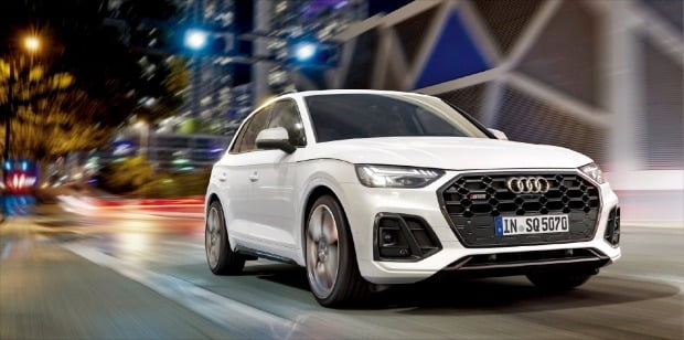 더 뉴 아우디 SQ5 TFSI 